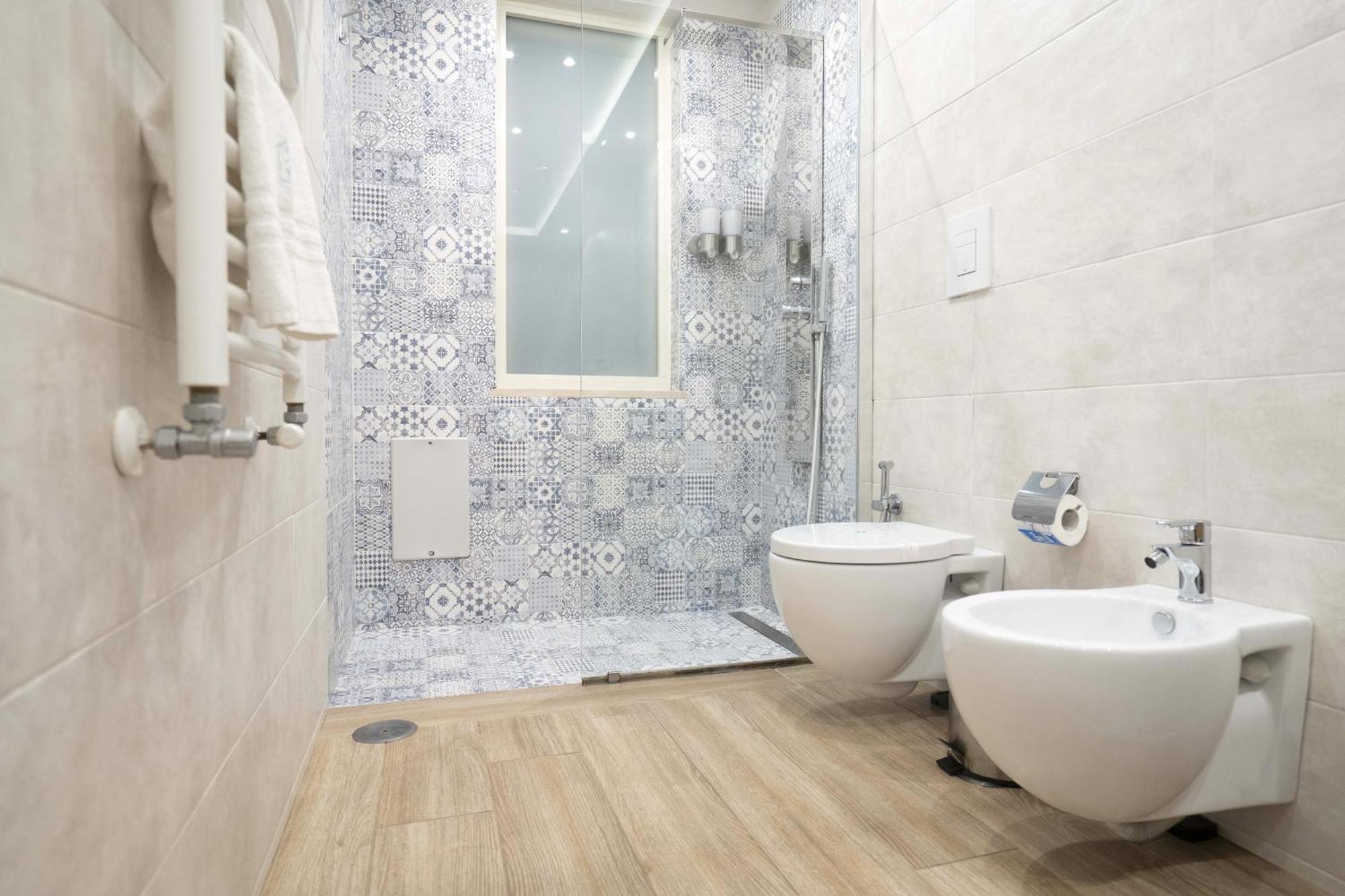 Vacuna Pleasant Rooms نابولي المظهر الخارجي الصورة