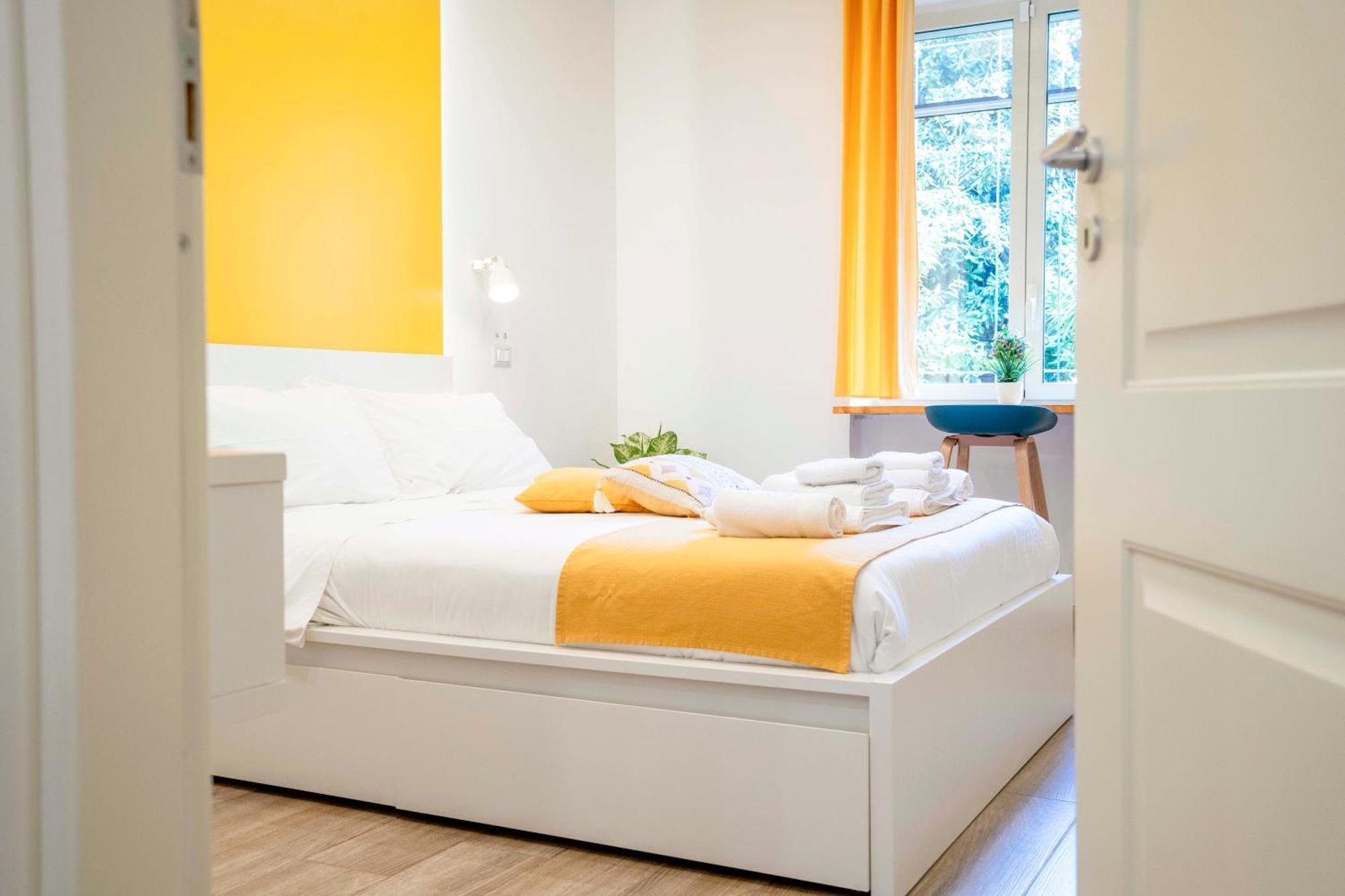 Vacuna Pleasant Rooms نابولي المظهر الخارجي الصورة