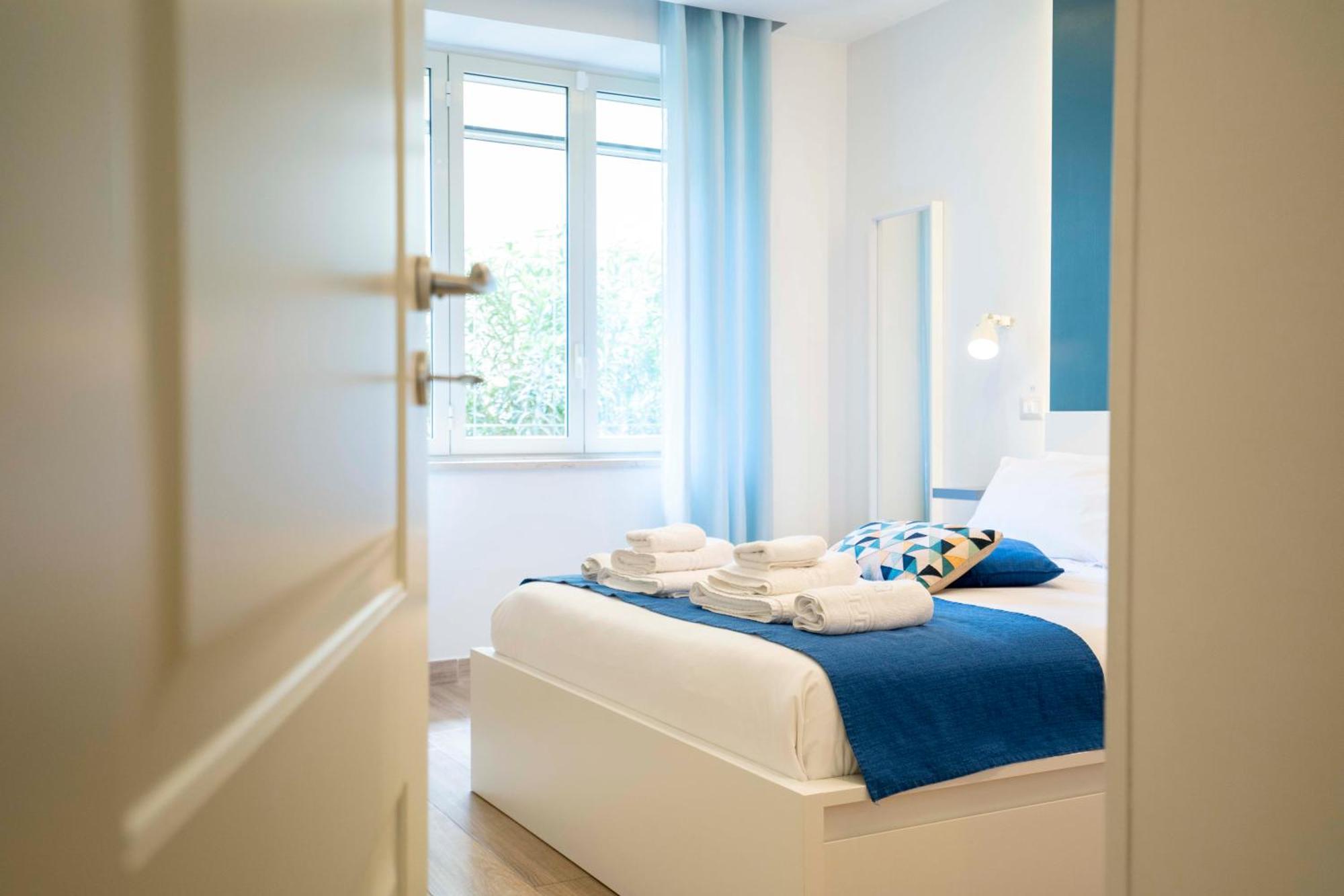 Vacuna Pleasant Rooms نابولي المظهر الخارجي الصورة
